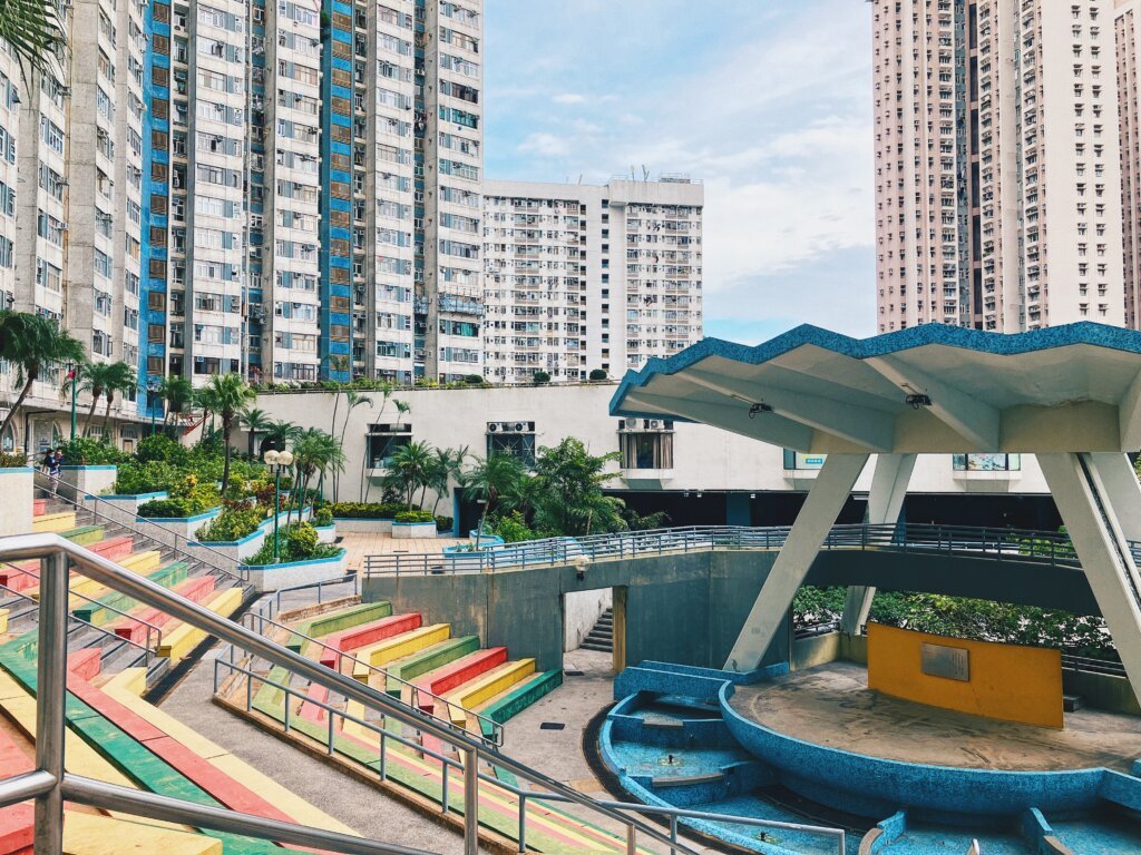 71AD44BF A432 4C17 9111 978A7C5B7B88