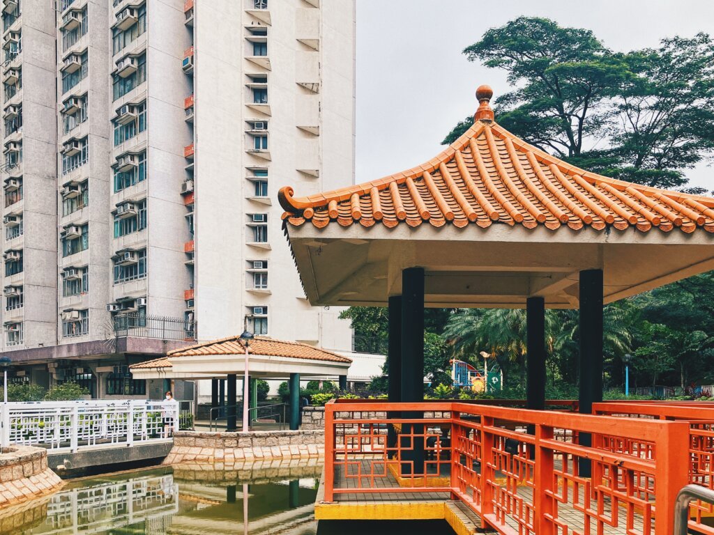 彩霞邨的水池。