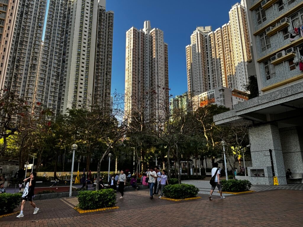 油塘邨。