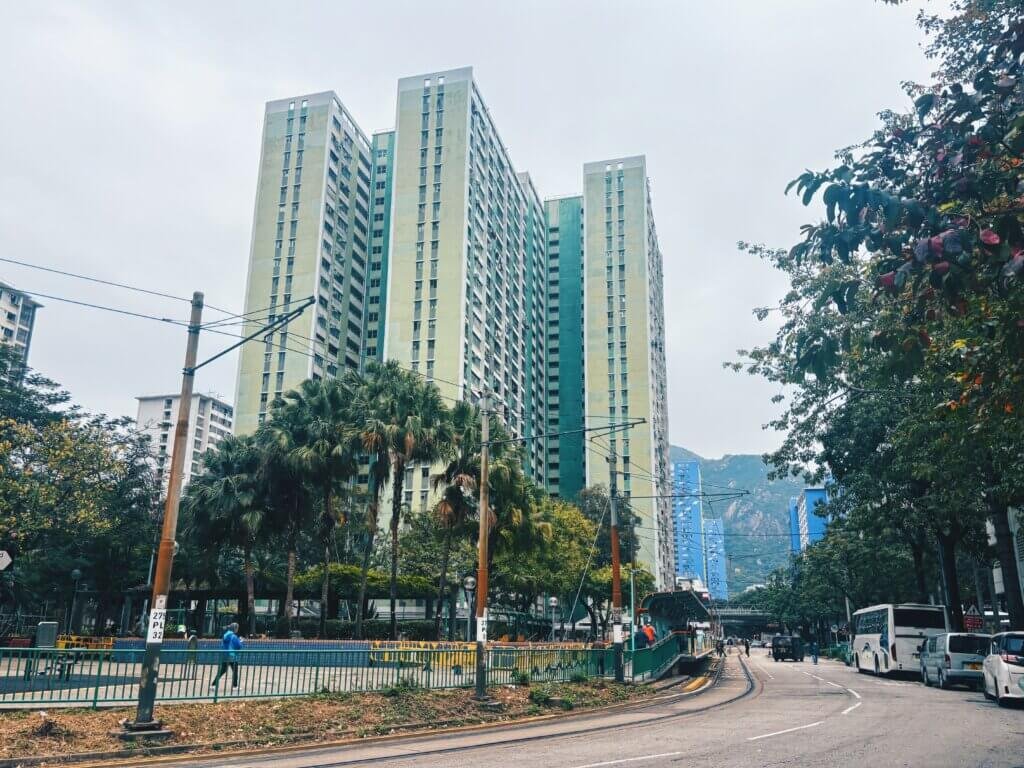 早陣子到中學為巡迴講座主講，最後一站就是到屯門友愛邨。