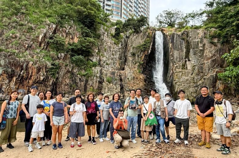 wah fu tour group pic
